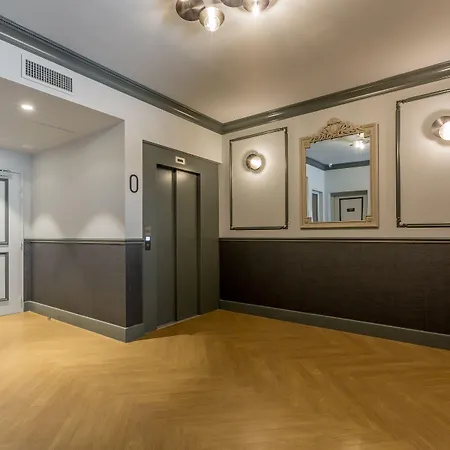 Edgar Expo Porte De Versailles 4* Parijs