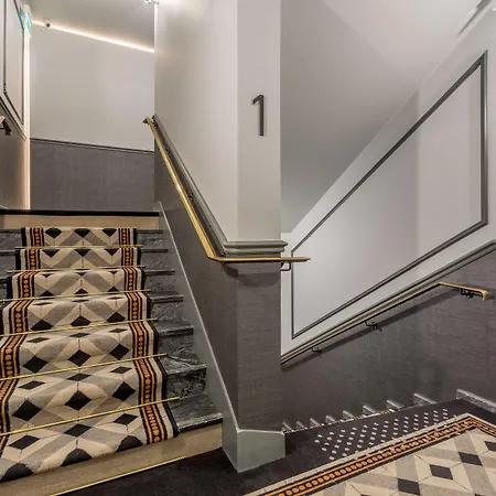 Edgar Expo Porte De Versailles Parijs