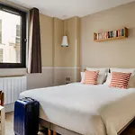 Апарт-отель Edgar Expo Porte De Versailles 4*